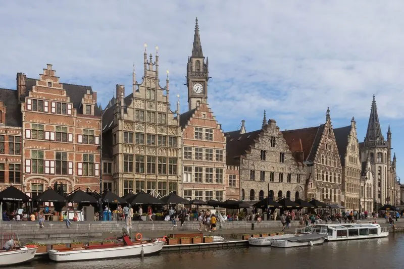 Plaatsbeschrijving Gent – zicht op de stad
